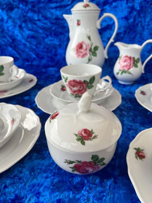 Елегантен чаен сервиз TIRSCHENREUTH Bavaria