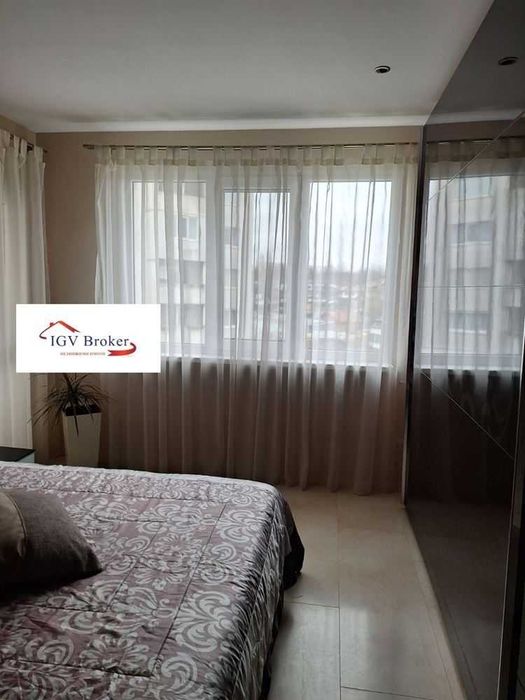 Тристаен апартамент в Овча купел 1