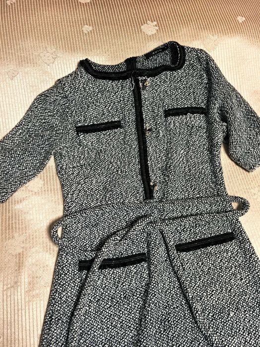 Рокля на AVIN размер С