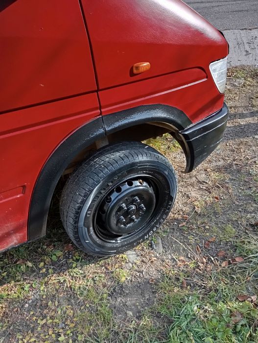 Mercedes Sprinter,3,5 t,din anul 1988,motor 2.3