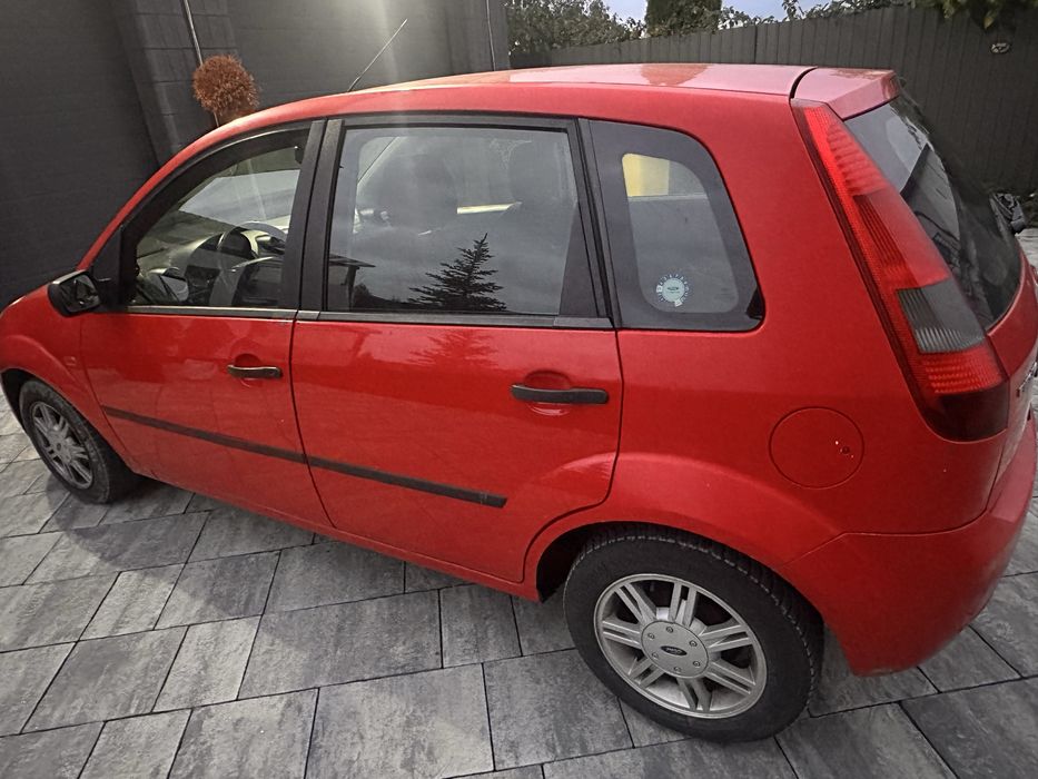 FORD Fiesta 2004 — imagine 12