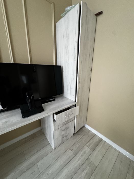 Продам стол для двух детей