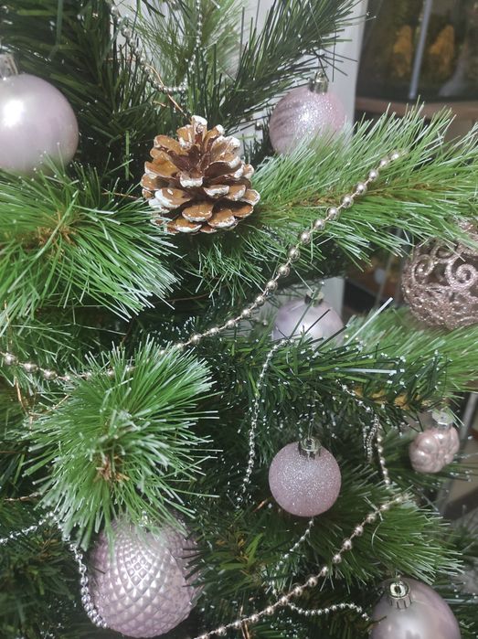 Ель 1,8 м с веточками ели и сосны