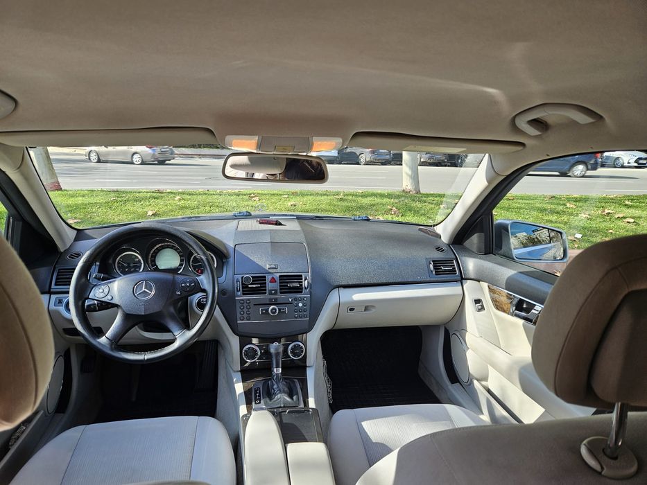Vând Mercedes-Benz C220 Cdi automat