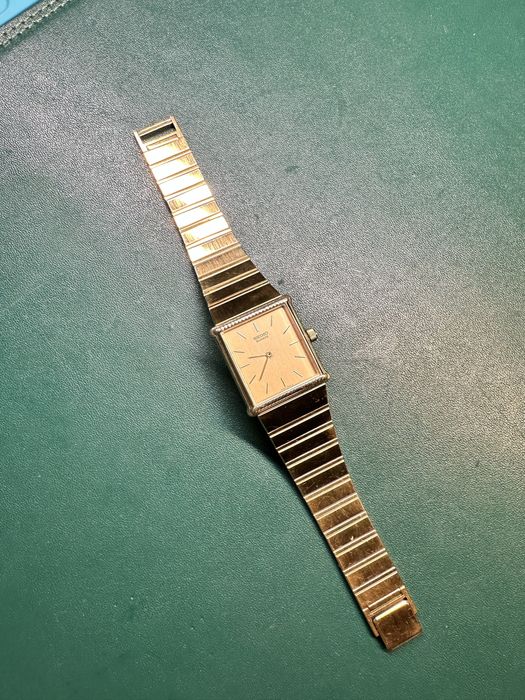 Часы SEIKO dolce quartz