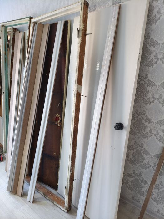 Продам двери межкомнатные