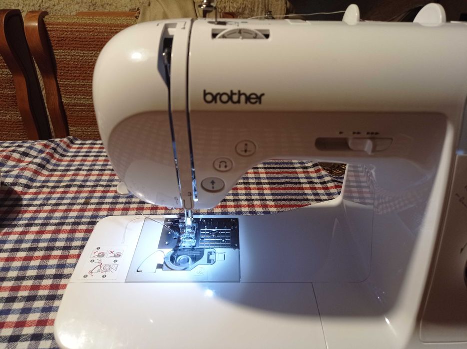 Шевна машина Brother Innovis A15