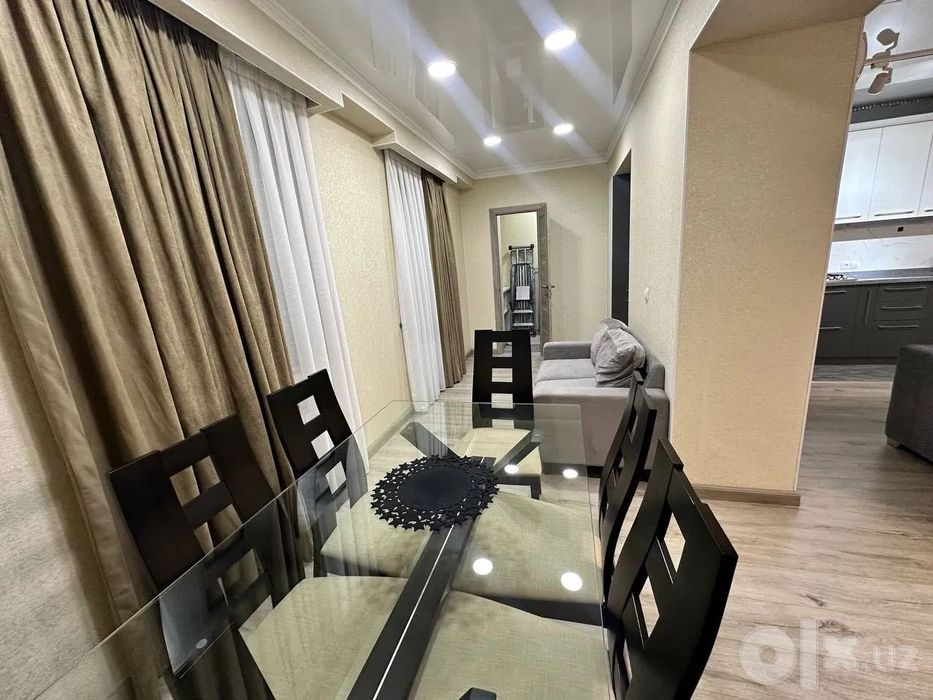 Сдаётся 3-комн Ц-1, 79 м²