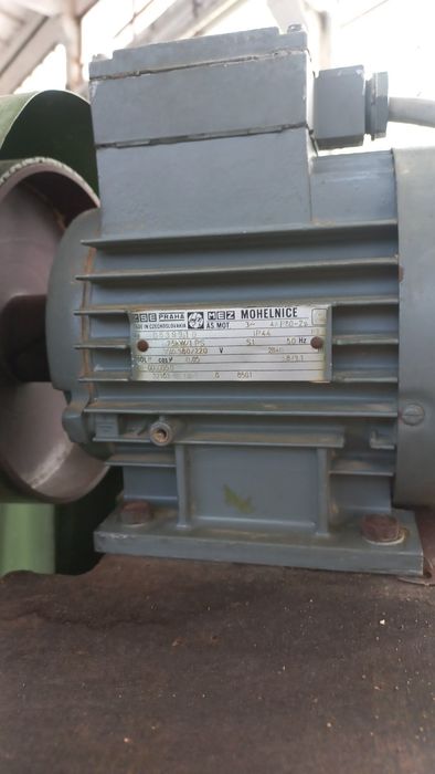 четири шпинделна  осцилираща машина -ITALY