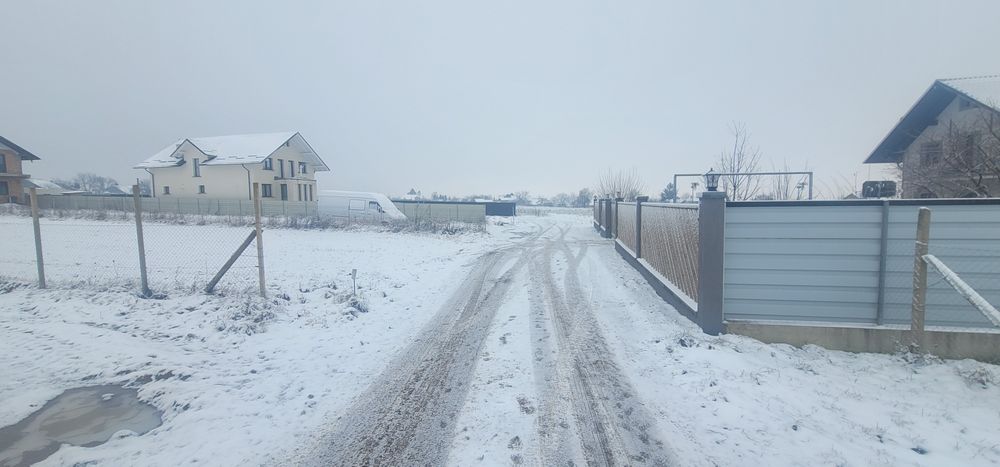 Vand teren intravilan in Plopeni