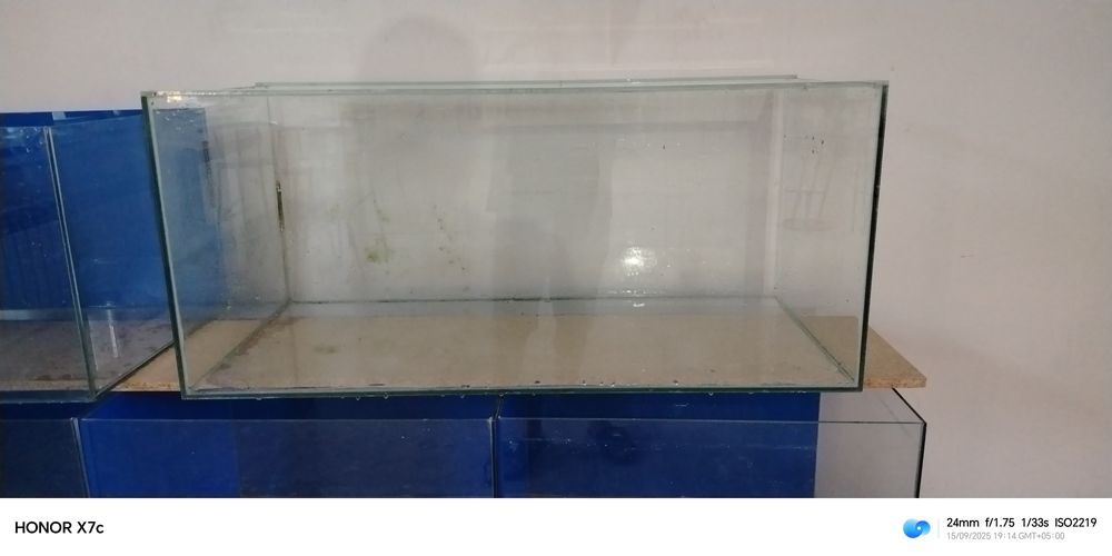 Аквариумы разные размеры б/у