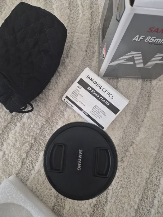 Samyang 85mm 1.4 rf for Canon