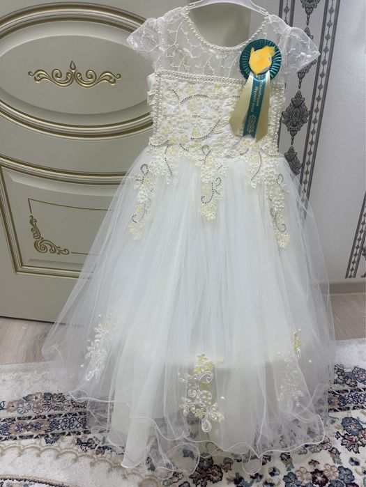 Продам Платье пышное!