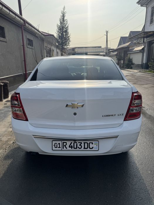 Продаю автомобиль