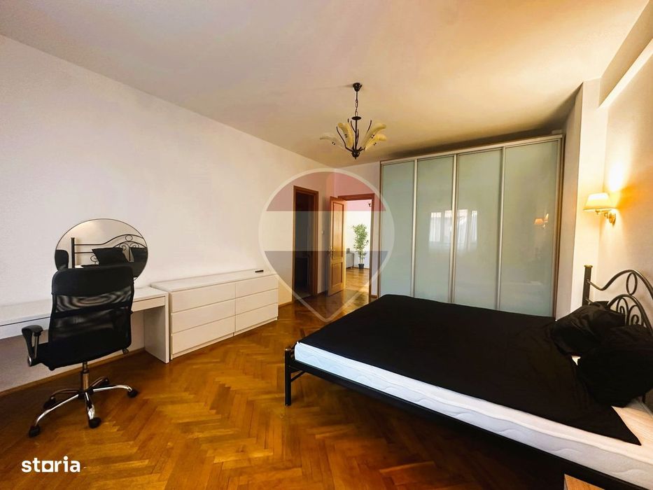 3 camere Magheru | 117 mp | Decomandat | 2 bai