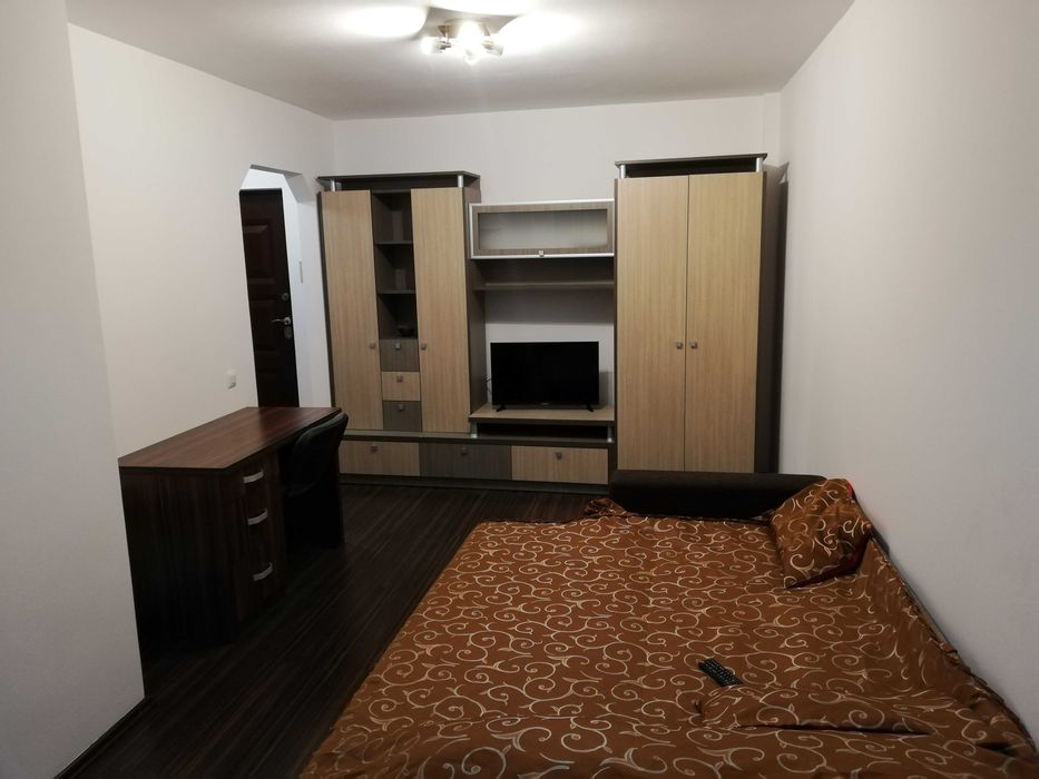 garsoniera de inchiriat