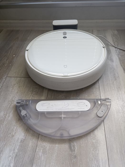 Прахосмукачка робот - Mi Robot Vacuum Mop