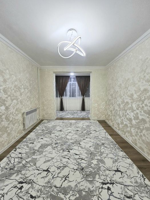 Sagdianada 2 xona kvartira sotiladi