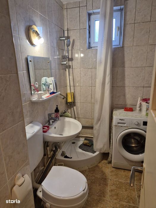 Vand apartament 3 camere Slobozia , Ialomita , central 3/4,2balcoane