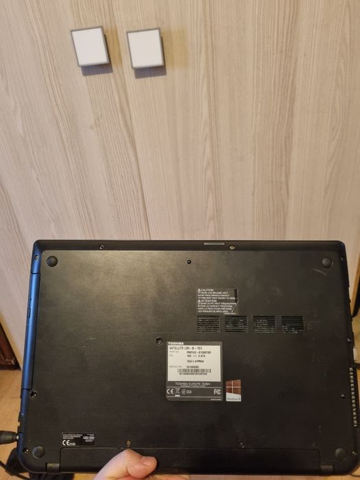Laptop Toshiba Satellite 15.6 led