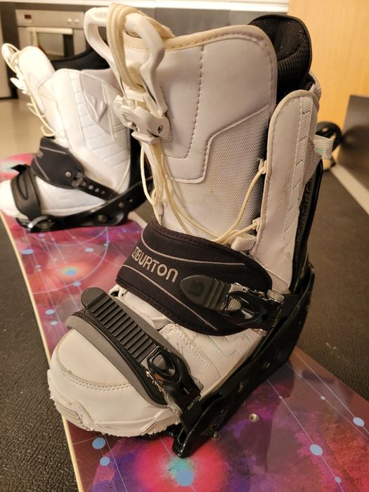 Сноуборд  DC 143см