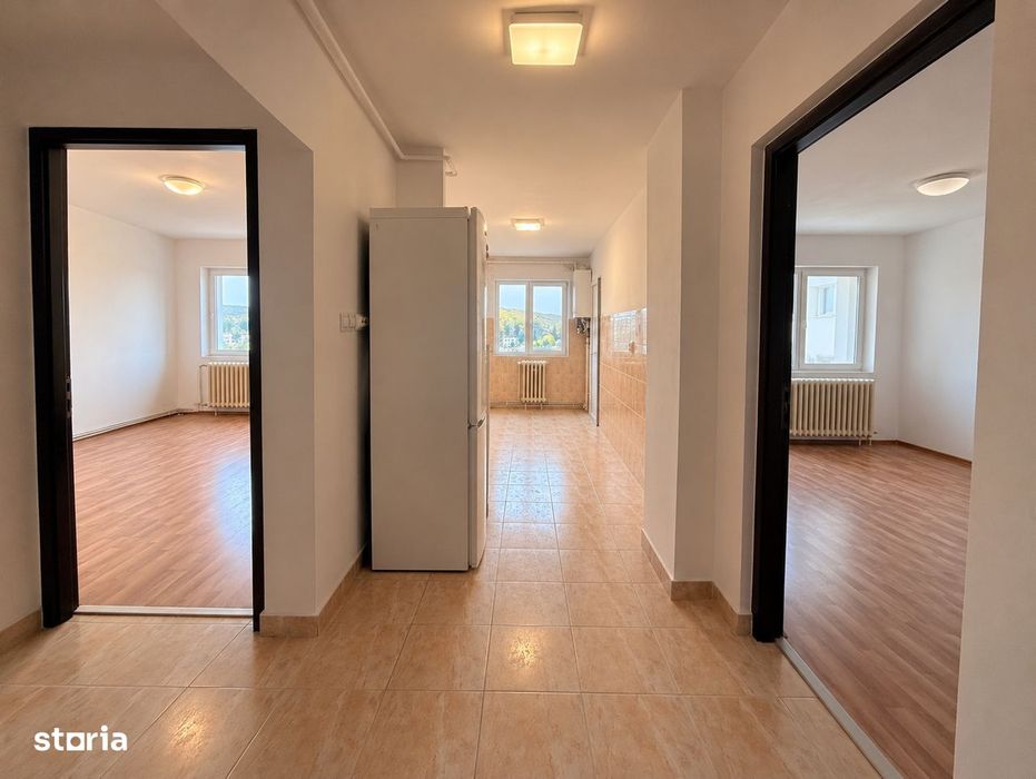 Apartament 2 camere decomandate, et intermediar, Manastur