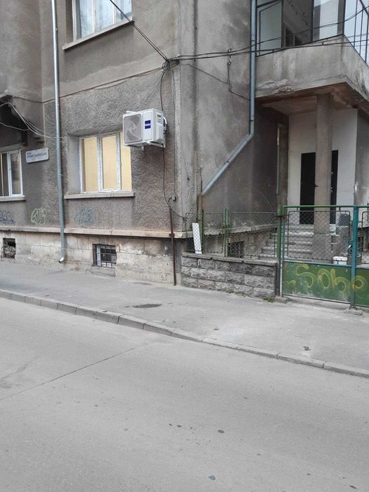 Дава се под наем Офис в Русе, Център - 53 кв.м за 306 € - Снимка #9