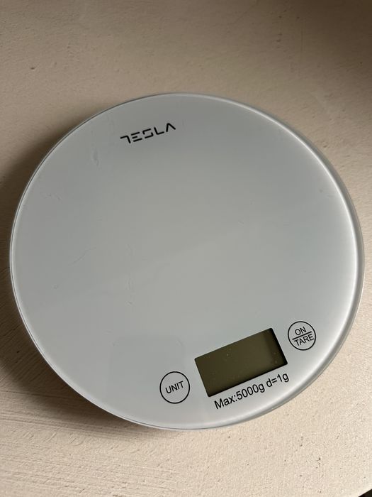 Cantar de bucatarie Tesla