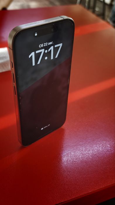 В продаже Айфон 15 про