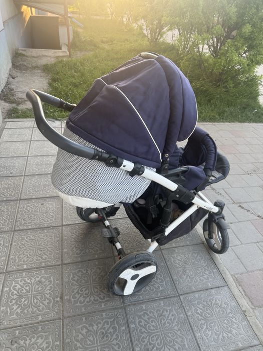 Продам коляску зима лето