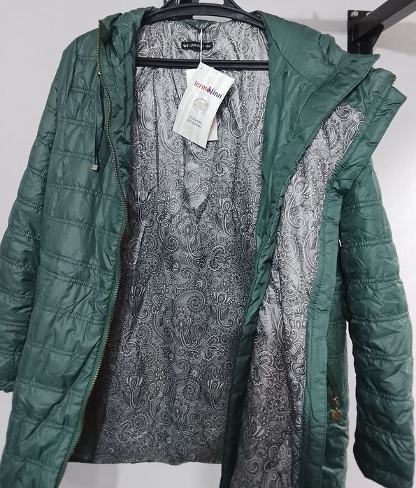 Продаю осенни и весенни куртку