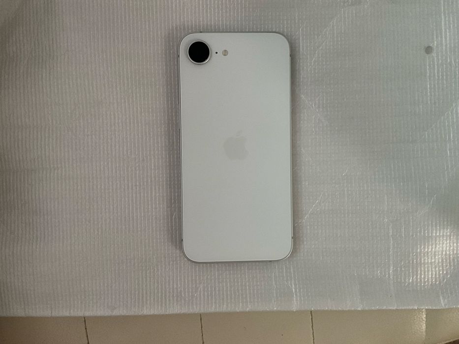 IPhone 17е 256гб Перфектен