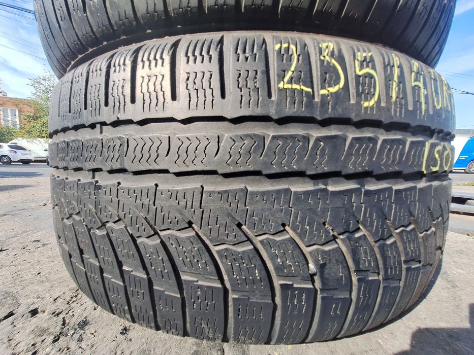 2 anvelope iarna 235/40r18 Nokian Montaj Gratuit
