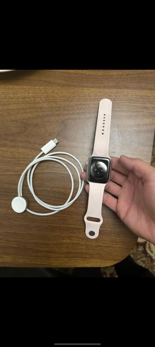 Срочна продается Apple watsh series 8