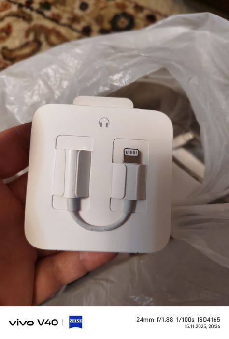 Продам наушники apple iphone.Новые