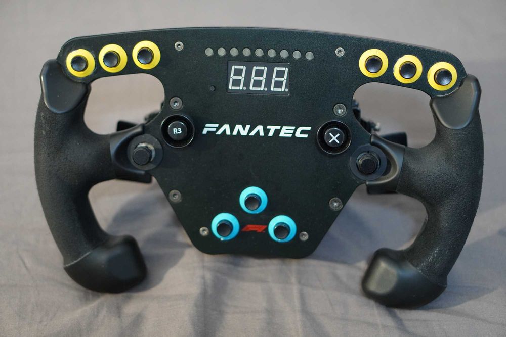 Fanatec V2 base + Clubsport F1 wheel