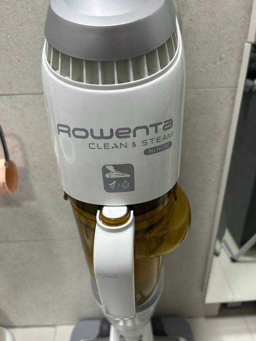 Aspirator vertical Rowenta