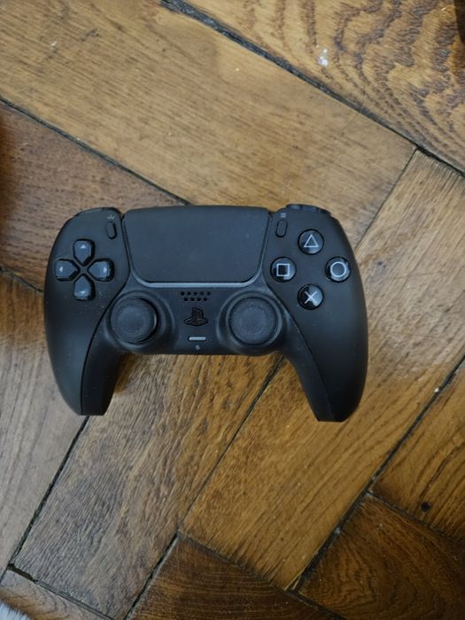 Playstation 5 cu 2 console si 6 jocuri