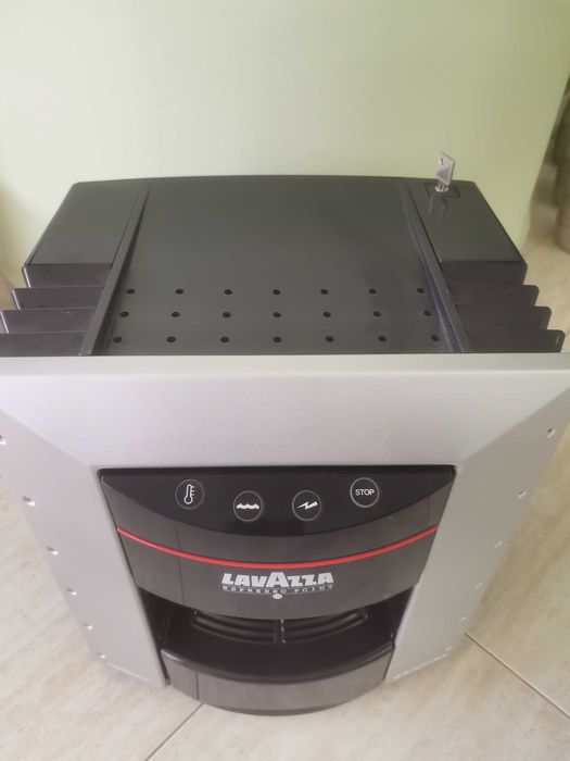 Кафемашина с капсули  "Lavazza Point ЕP 2100"