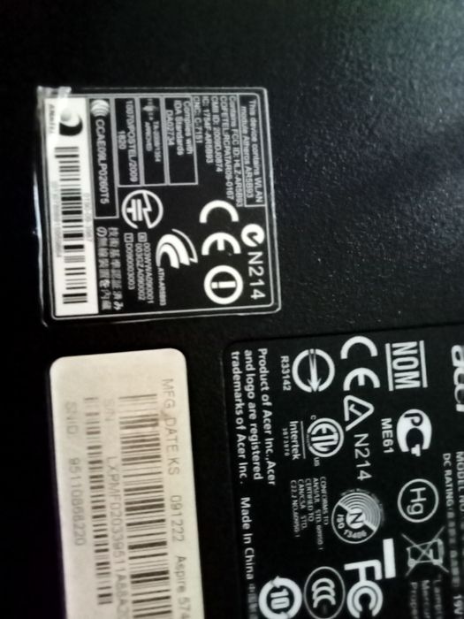 Vând leptop Acer piese