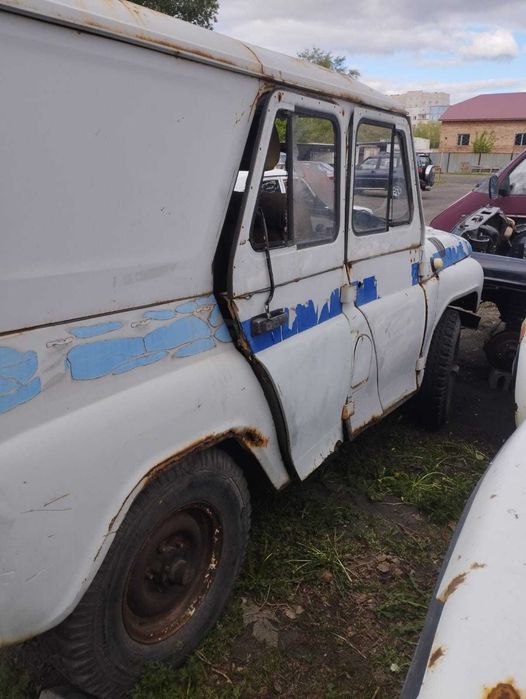 продам автомобиль УАЗ 3151