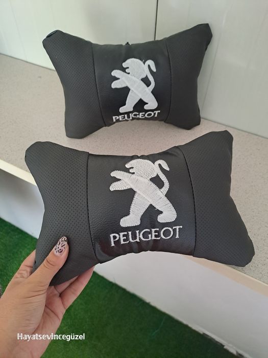 Авто Възглавнички