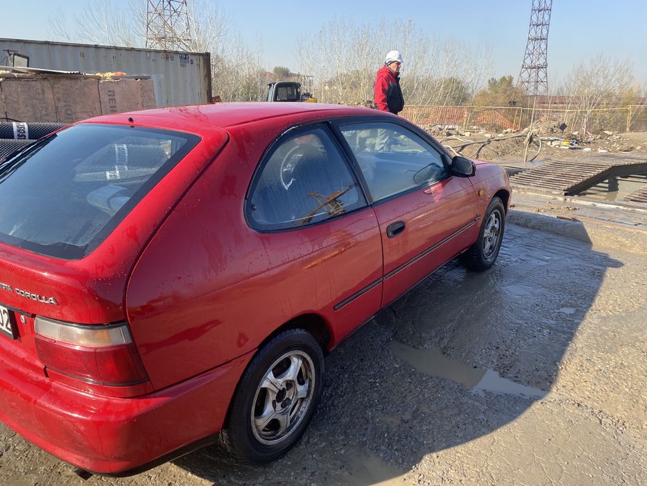Продаю Toyota Corolla