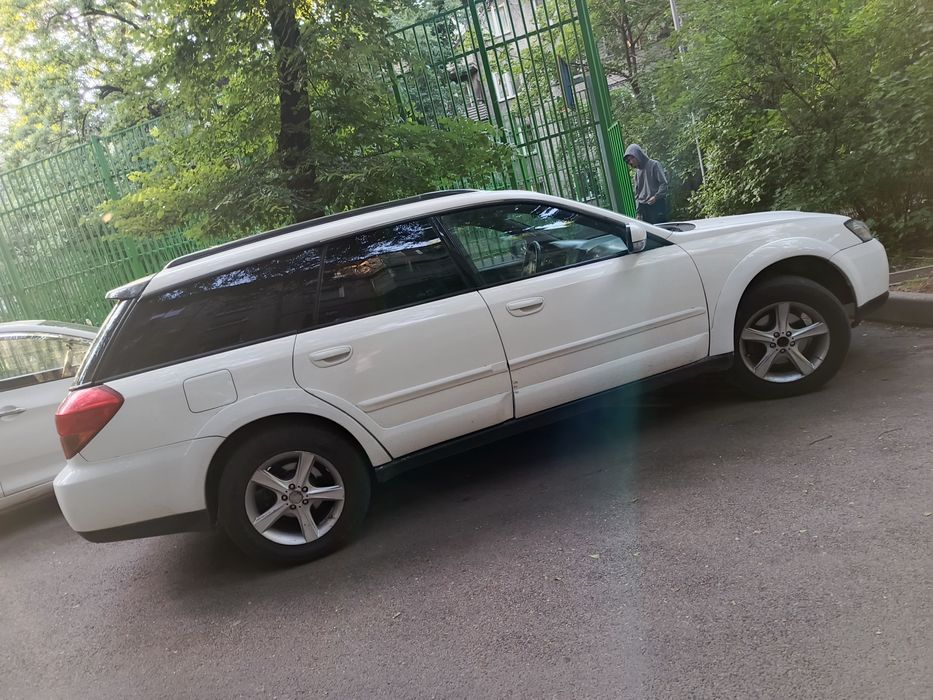 Продам Subaru Outback 2.5 litr