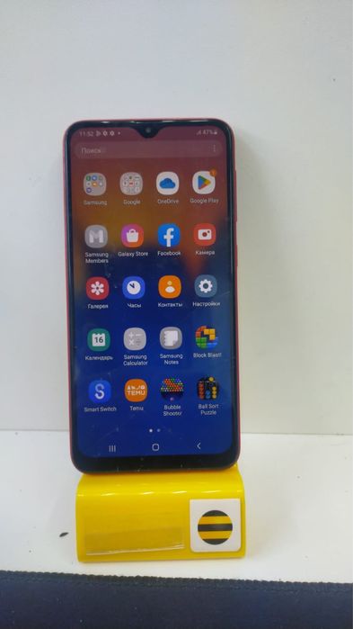 Самсунг А10///////////