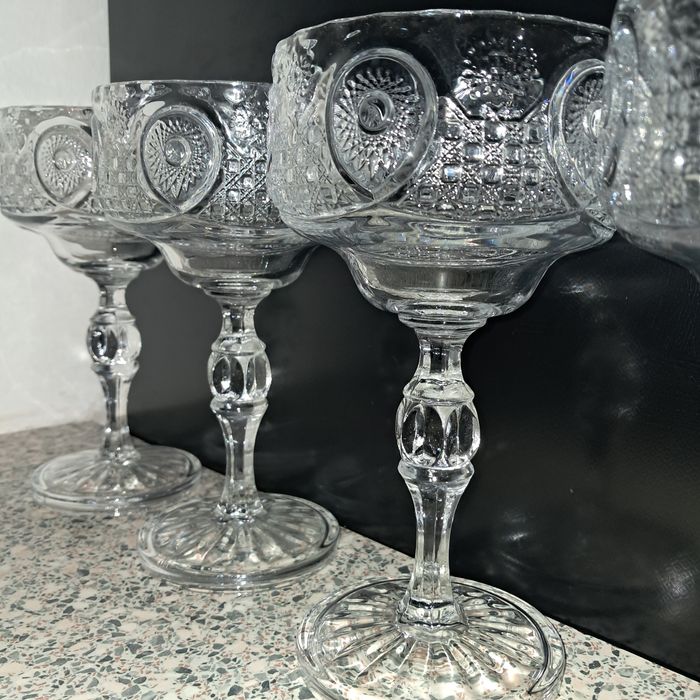 Конфетницы и салатницы