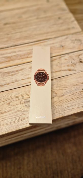 Vând cutii samsung și huawei  cu accesorii incluse