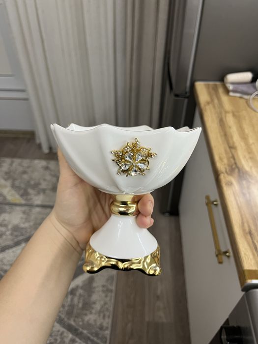 Ыдыс-аяқ сатылады