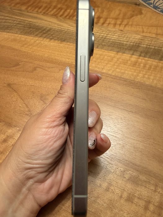 Iphone 15 pro -ползван в отлично състояние