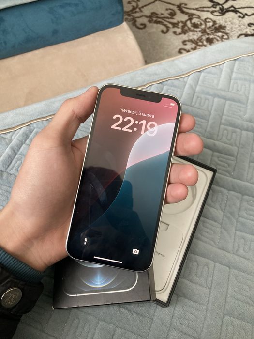 В продаже 12 про на 128 гб.